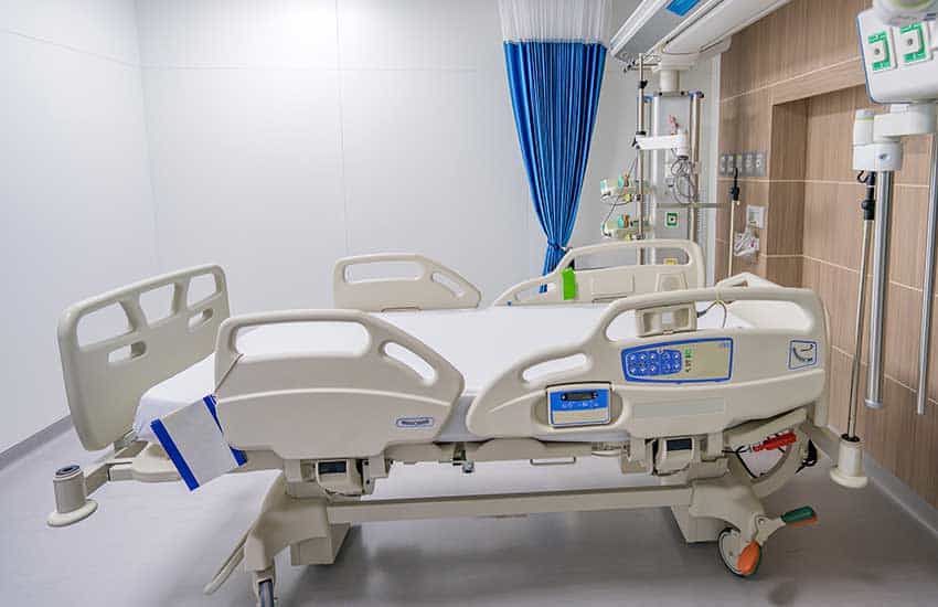 Hospital Bed Features For Patient Safety