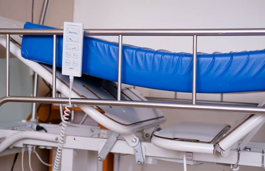Hospital Bed Mattresses: Protecting Patients From Heat &Amp; Humidity Issues 1 Hospital Bed With Blue Mattress.