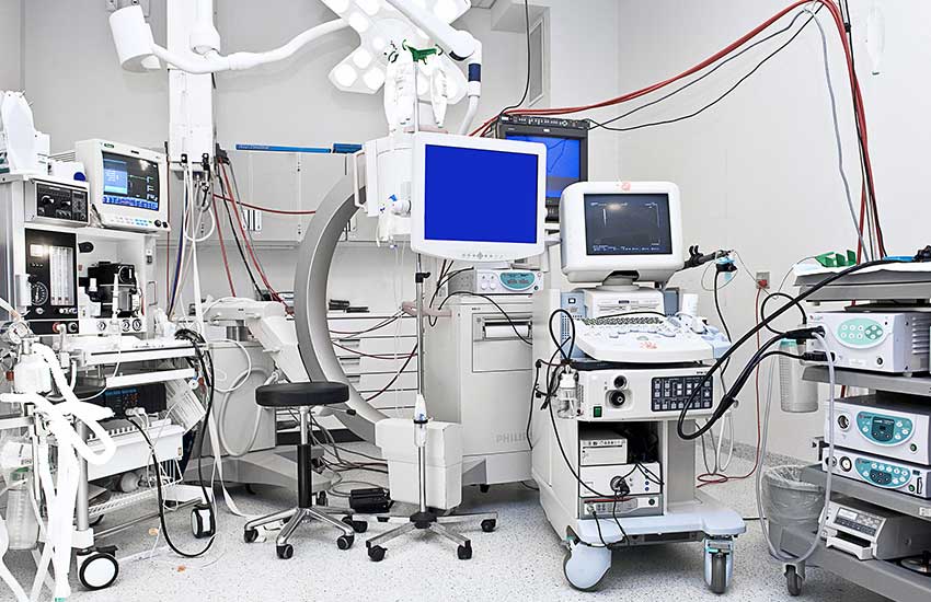 4 Reasons To Update Your Medical Equipment